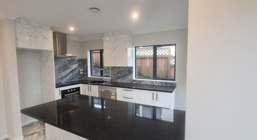  at 16a Lobelia Rise, Goodwood Heights, Manukau City, Auckland