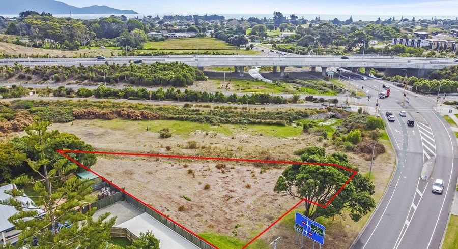  at 160-162 Te Moana Road, Waikanae, Kapiti Coast, Wellington
