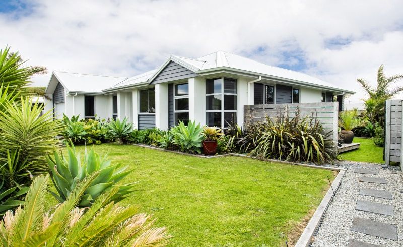  at 8 Hamilton Drive, Wainui, Gisborne