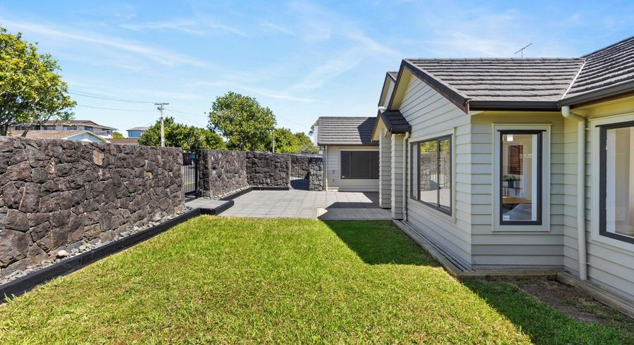  at 36 Wainui Avenue, Point Chevalier, Auckland City, Auckland