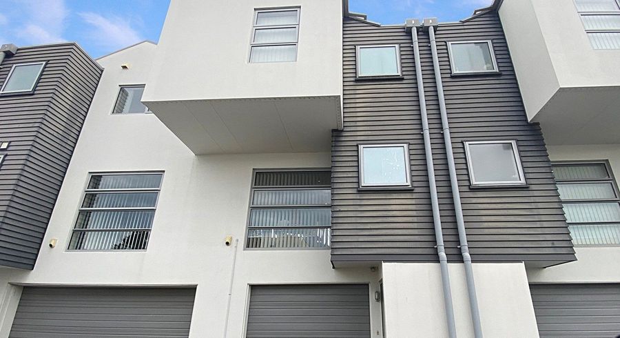  at 42d Devon Street, Sydenham, Christchurch City, Canterbury