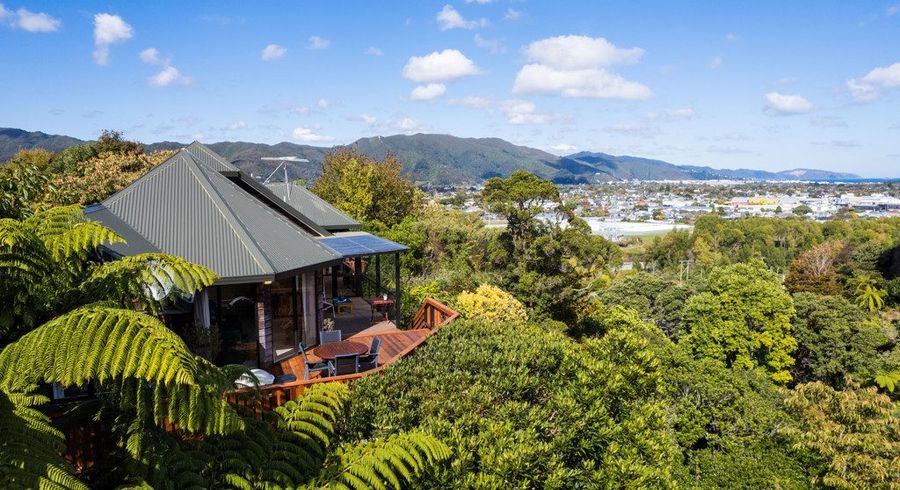  at 3 Wairere Road, Belmont, Lower Hutt