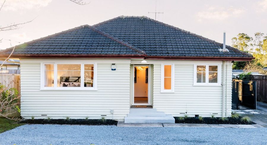  at 77 Clarkin Road, Fairfield, Hamilton