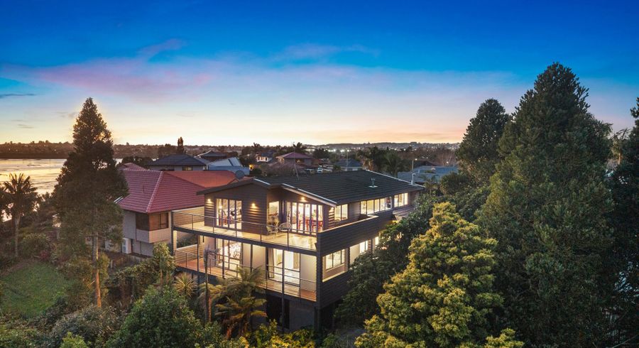  at 10 Elana Court, Conifer Grove, Papakura, Auckland