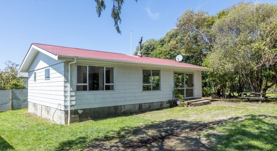  at 44 Gillies Crescent, Waimārama