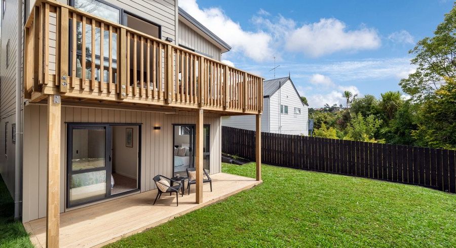  at 11A Dianthus Place, Browns Bay, Auckland