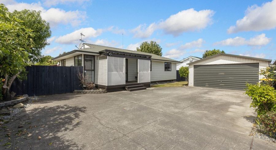  at 2/27 Vickerys Road, Wigram, Christchurch
