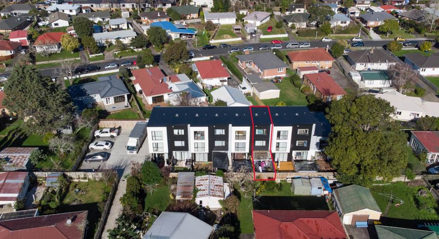  at 6/46 Te Kanawa Crescent, Henderson, Auckland