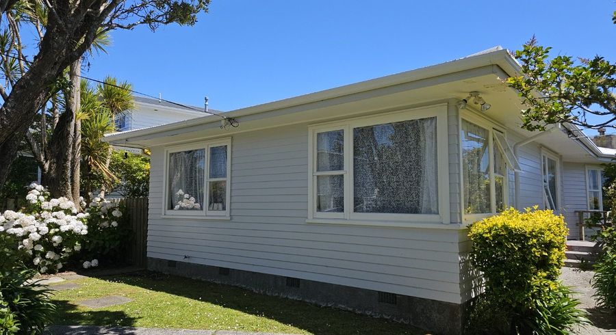  at 2 Alder Place, Newlands, Wellington, Wellington