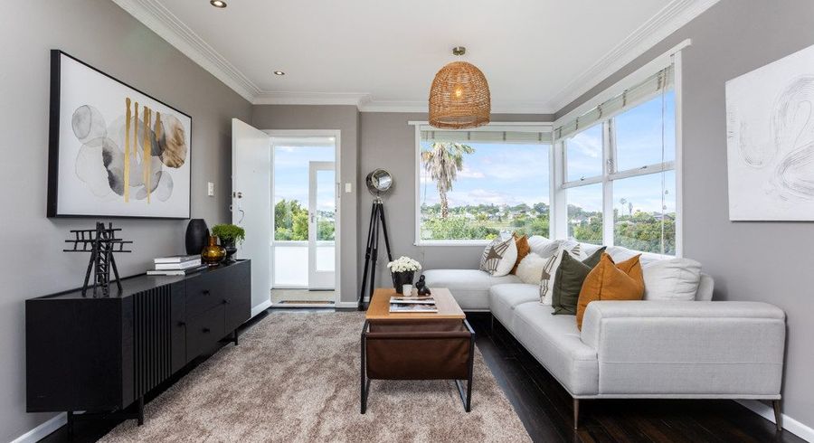  at 8 Currie Avenue, Hillsborough, Auckland City, Auckland