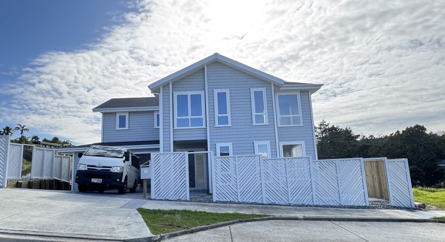  at 10 Richard Hill Close, Fairview Heights, North Shore City, Auckland