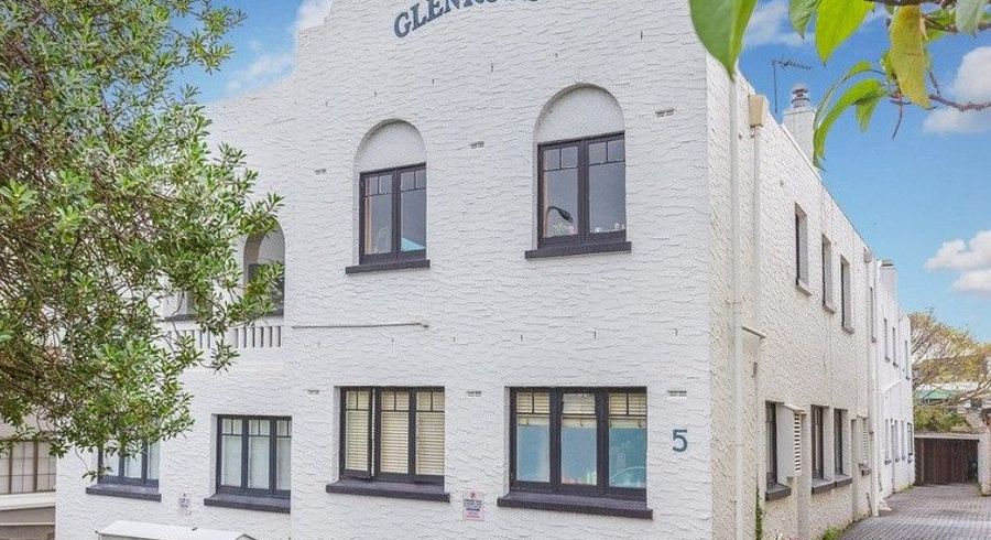  at 2/5 Sarawia Street, Newmarket, Auckland