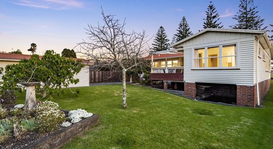  at 74 Riddell Road, Glendowie, Auckland