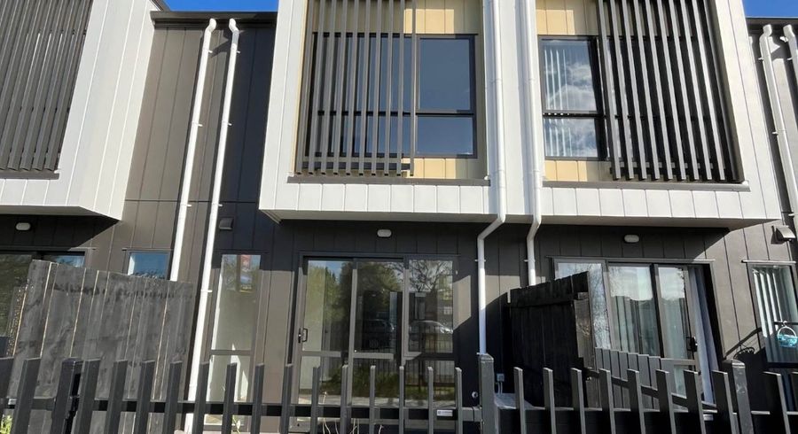  at 3-86 Elliot Street, Papakura, Papakura, Auckland