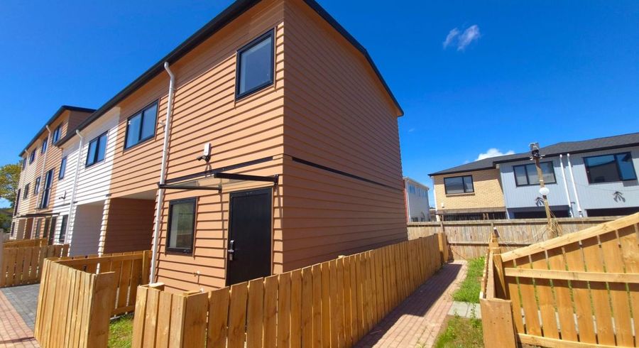  at 4/168 Buckland Road, Mangere East, Auckland