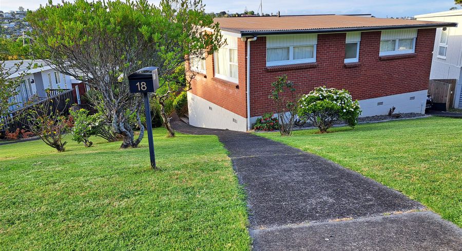  at 18 Shanaway Rise, Hillcrest, North Shore City, Auckland