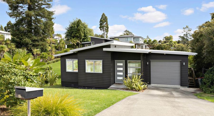  at 19A Churchouse Road, Greenhithe, Auckland