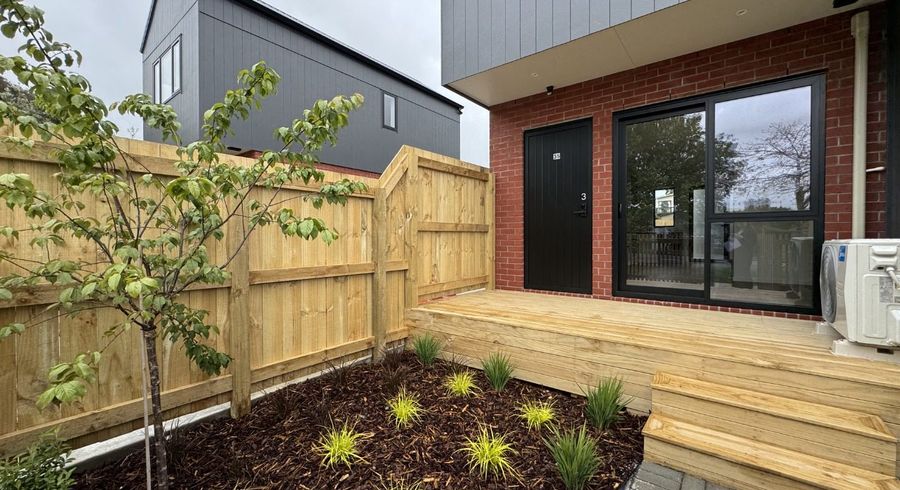  at 11/35 Crawford Avenue, Mangere Bridge, Manukau City, Auckland
