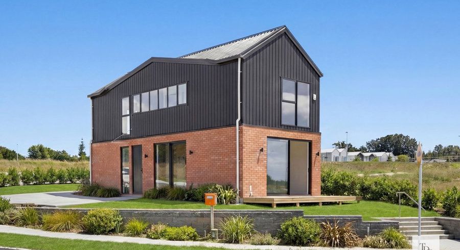  at 18 Waipaheke Crescent, Drury, Papakura, Auckland