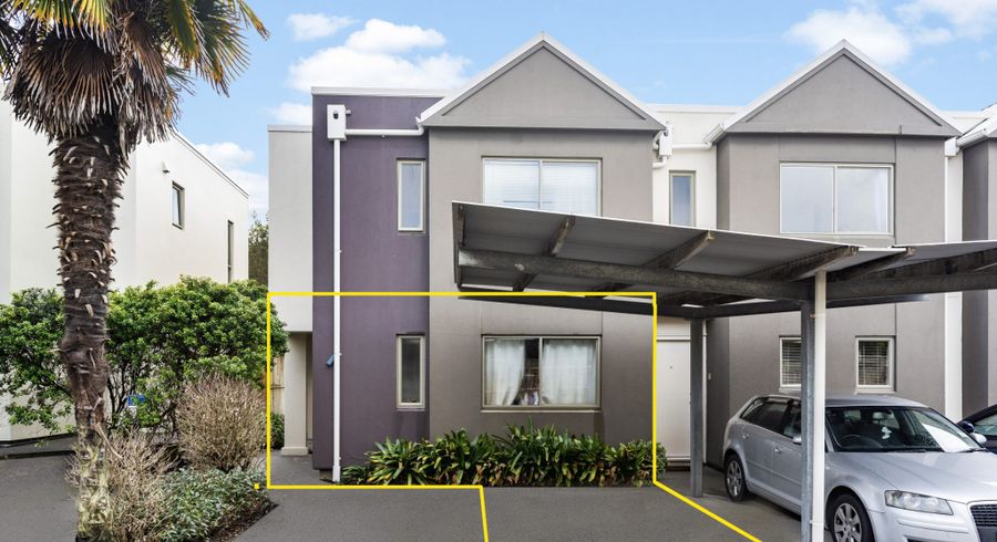  at 15A/21 Hunters Park Drive, Three Kings, Auckland