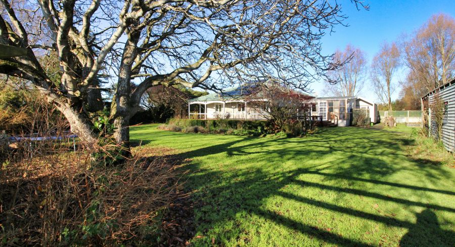  at 8 Winter Road, Menzies Ferry, Wyndham