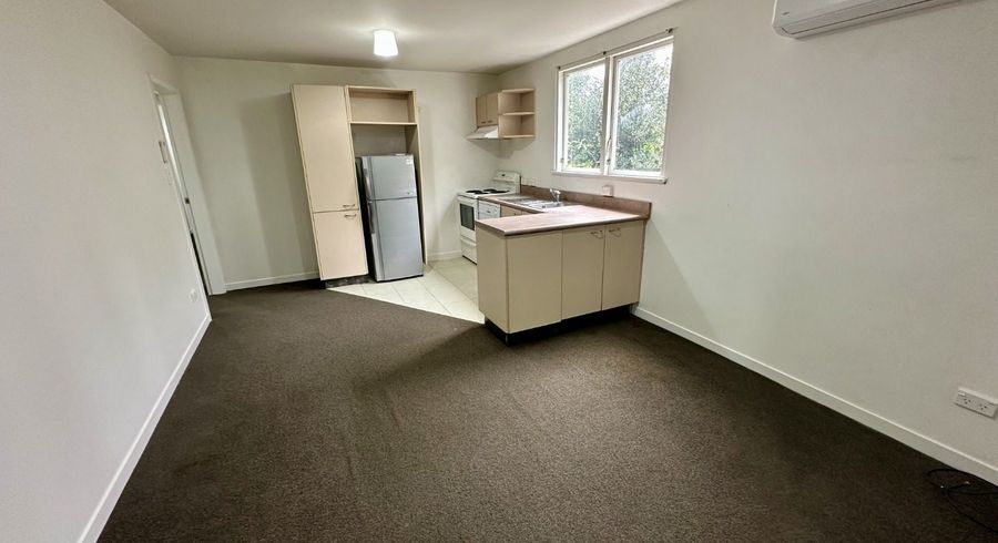  at 90 Beauchamp Street, Karori, Wellington, Wellington