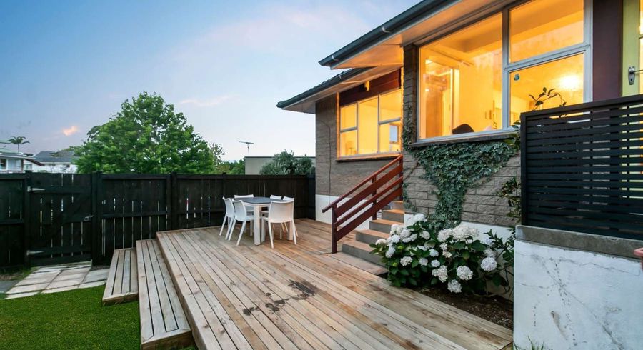  at Morningside, Auckland City, Auckland