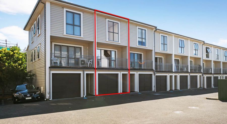 at 8/289 Shirley Road, Papatoetoe, Auckland
