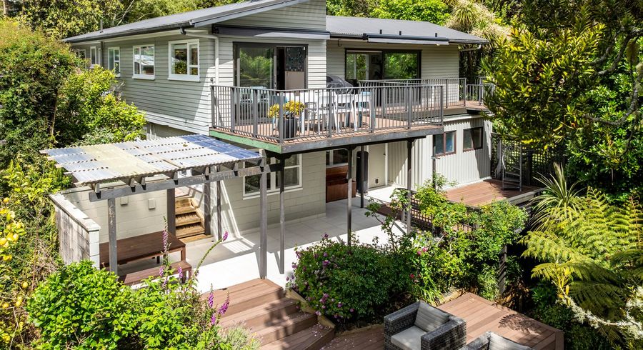  at 68 Woodfern Crescent, Titirangi, Auckland