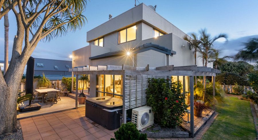  at 345a Oceanbeach Road, Mount Maunganui, Tauranga, Bay Of Plenty