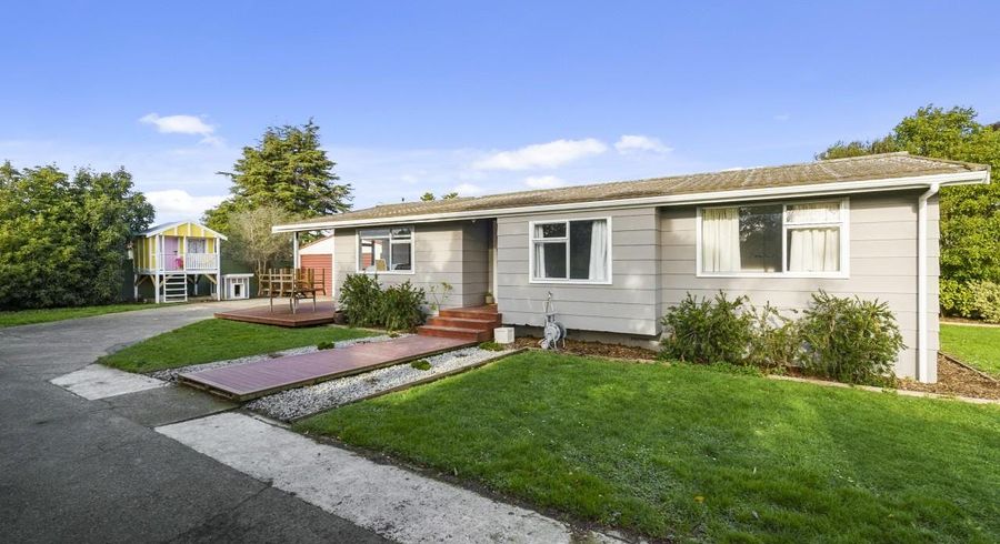  at 18 Marybank Mews, Highbury, Palmerston North