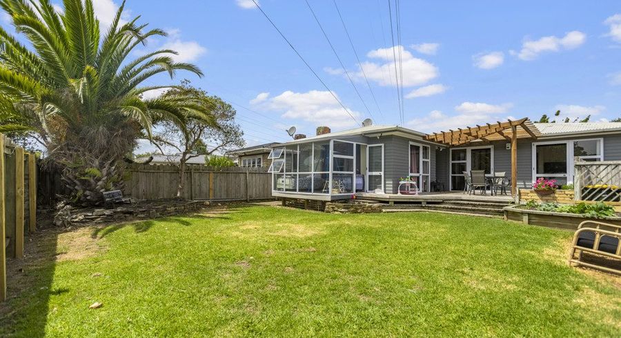  at 42 Tiraumea Drive, Pakuranga, Manukau City, Auckland
