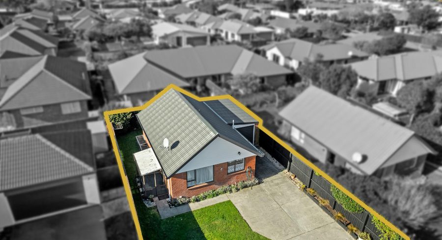  at 2/20 Kirsten Place, Parklands, Christchurch City, Canterbury