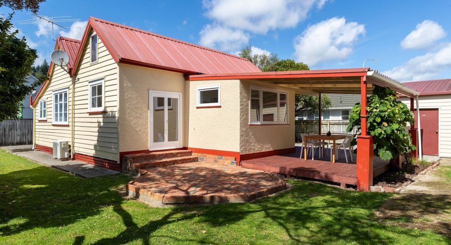  at 5 Mangaroa Hill Road, Clouston Park, Upper Hutt, Wellington