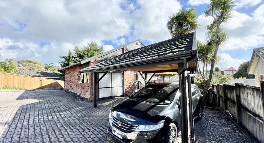  at 32 Cron Ave, Te Atatu South, Waitakere City, Auckland