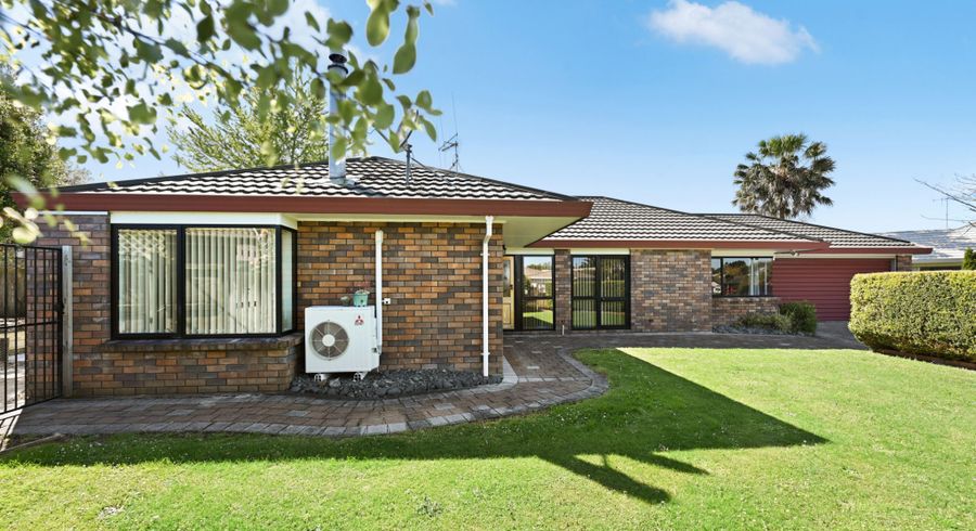  at 9 Jean Place, Pukete, Hamilton