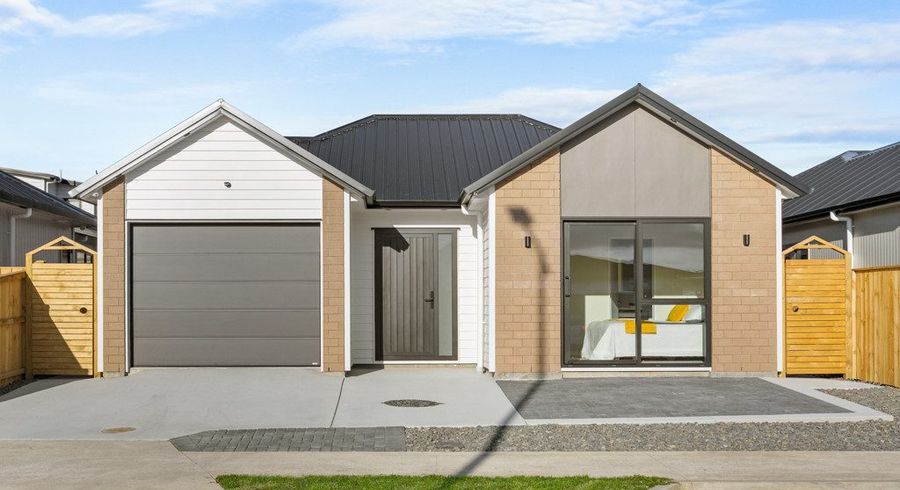  at 8 Bannockburn Road, Opaheke, Papakura, Auckland