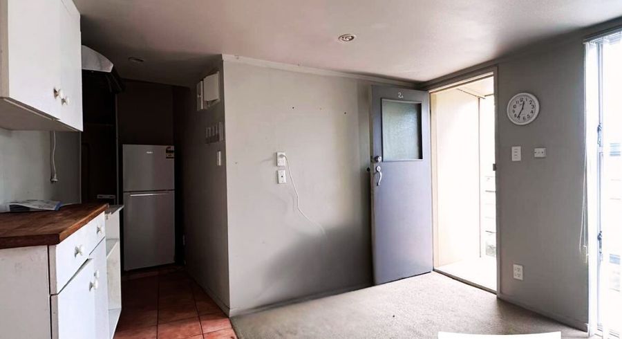  at 2A/41 Challen Close, Conifer Grove, Papakura, Auckland