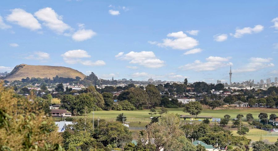  at 23 Lewisham Street, Highland Park, Auckland