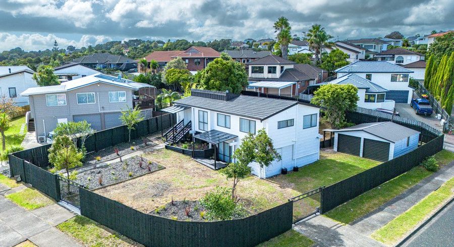  at 40 Ransom Smyth Drive, Goodwood Heights, Manukau City, Auckland
