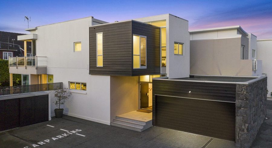  at 8/258 Hurstmere Road, Takapuna, Auckland