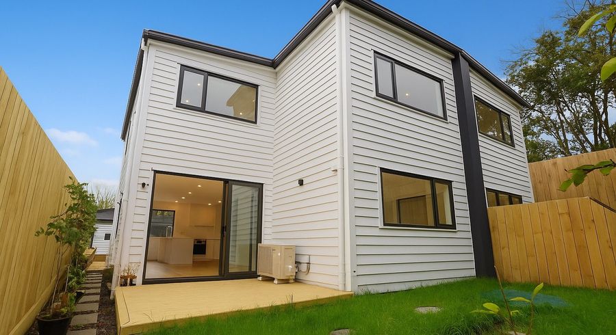  at 25 Hutchinson Avenue, New Lynn, Auckland
