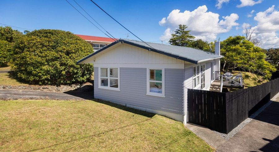  at 43 Peter Buck Road, New Windsor, Auckland