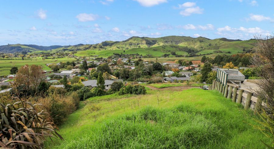  at 12 O'Meara Heights, Paeroa, Hauraki, Waikato