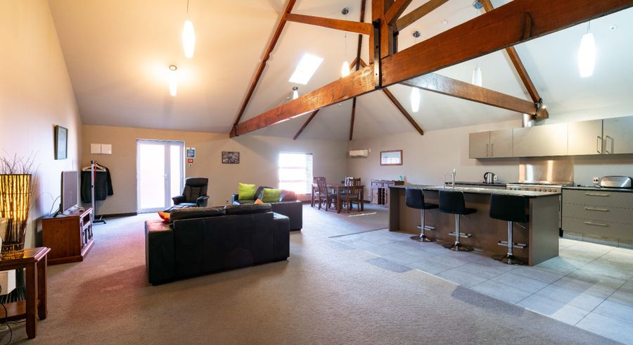  at 10/2 Manor Place, City Centre, Dunedin, Otago