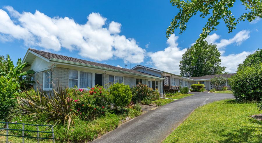  at 2/77 Wellington Street, Howick, Manukau City, Auckland