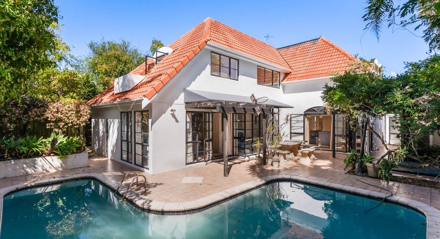  at 19 Elizabethan Gardens, Saint Heliers, Auckland City, Auckland