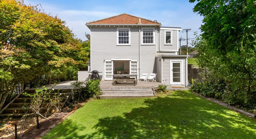  at 112 Karori Road, Karori, Wellington, Wellington