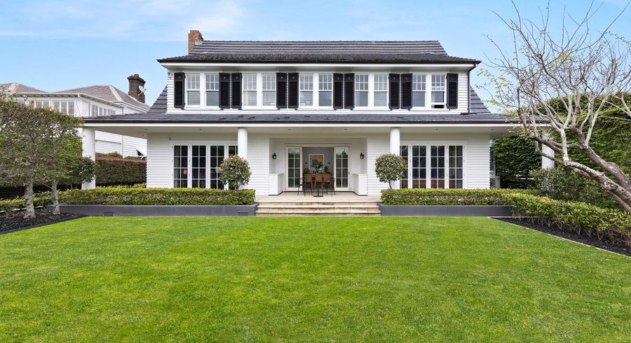  at 54 Bassett Road, Remuera, Auckland