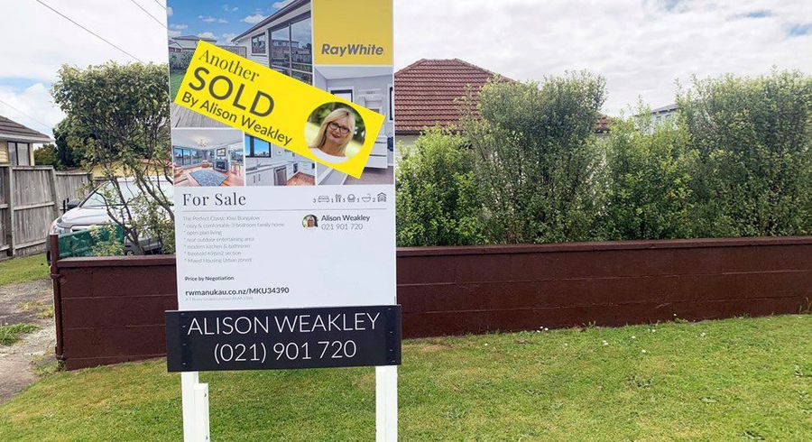  at 3 Hutt Road, Manurewa, Auckland